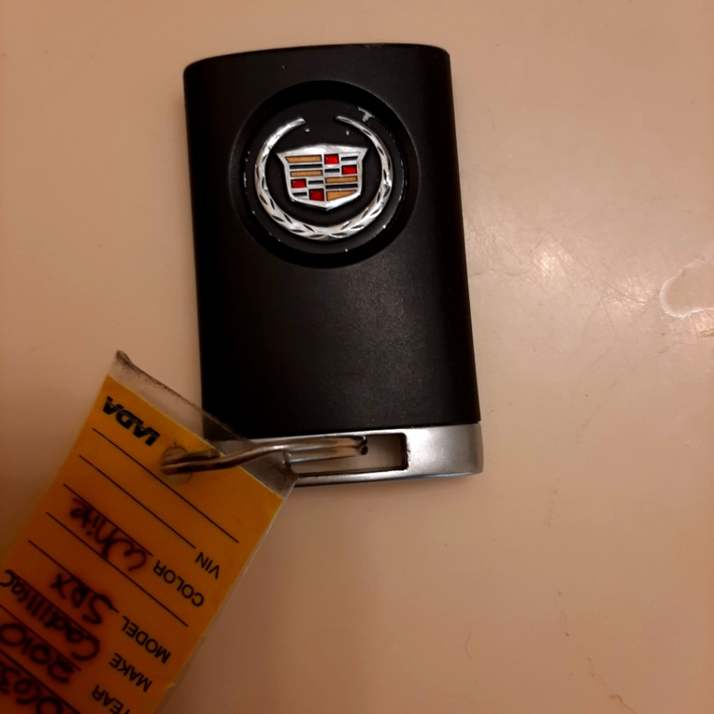Cadillac Key 🔑 Remote Start .